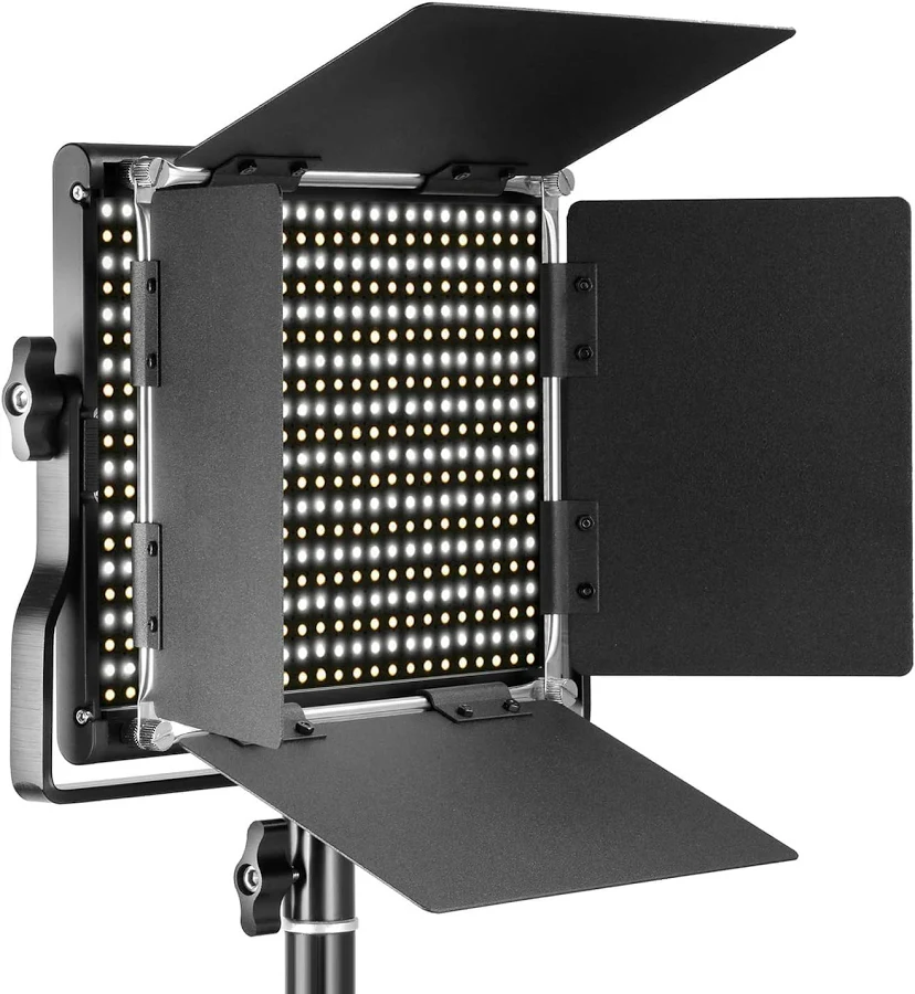 [JAU_e_4_061] Neewer LED 660 - Panneau LED