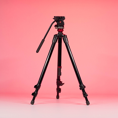[JAU_e_2_147] Trepied Manfrotto + tête fluide 501HDV